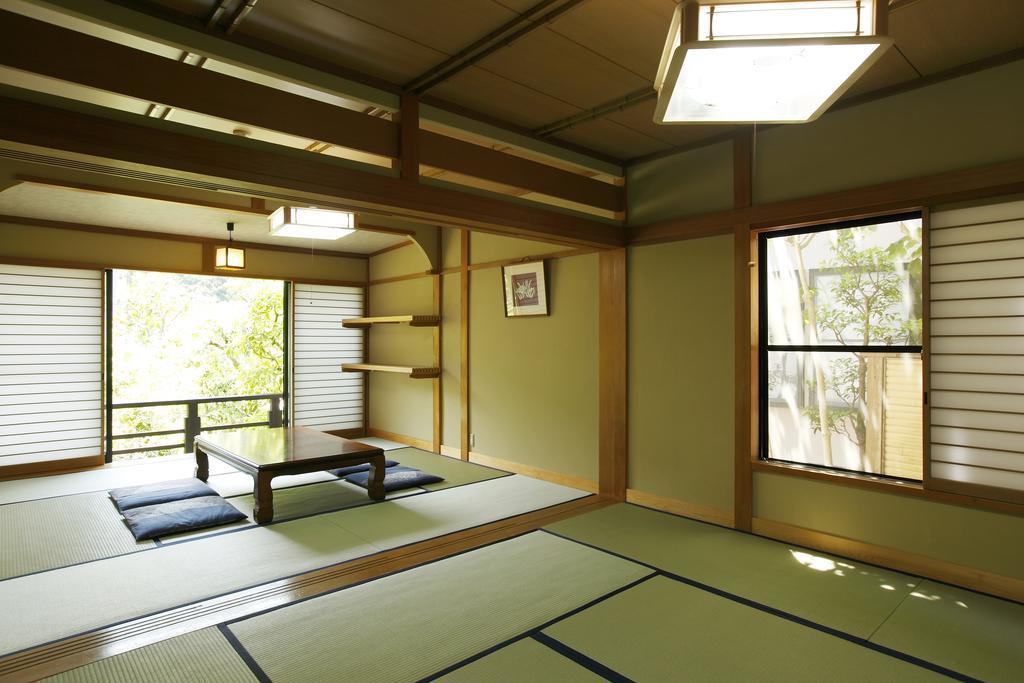 Irorino Yado Sankichi Hotel Ukuszu Kültér fotó